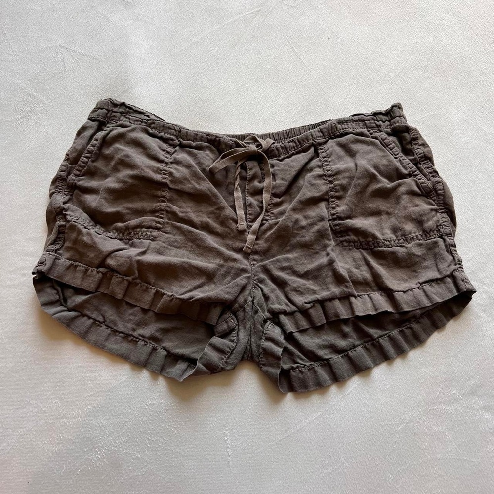100% Linen Green Lightweight Flowy Natural Shorts Caslon
